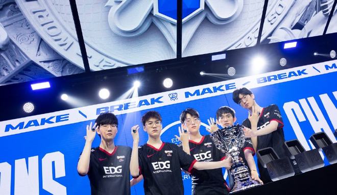 内线强攻与 内线强攻与